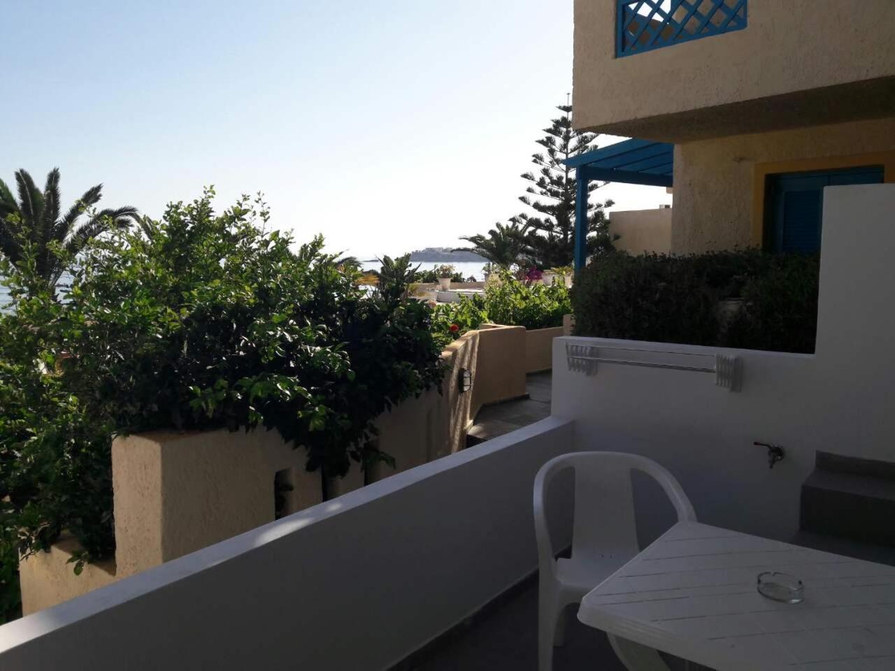 Blue Ocean Apartments Makry Gialos  Exterior photo